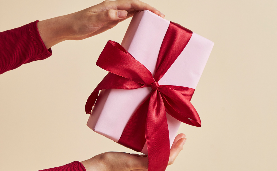 Prezent na Dzień Kobiet || Inspiracje od Minit Shop!