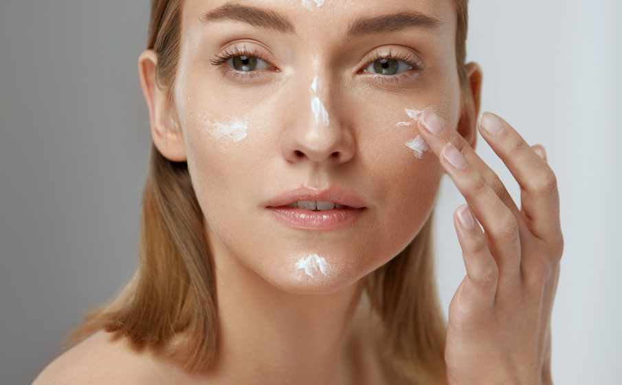 Kompleksowy poradnik o zastosowaniu panthenolu w kosmetyce ||