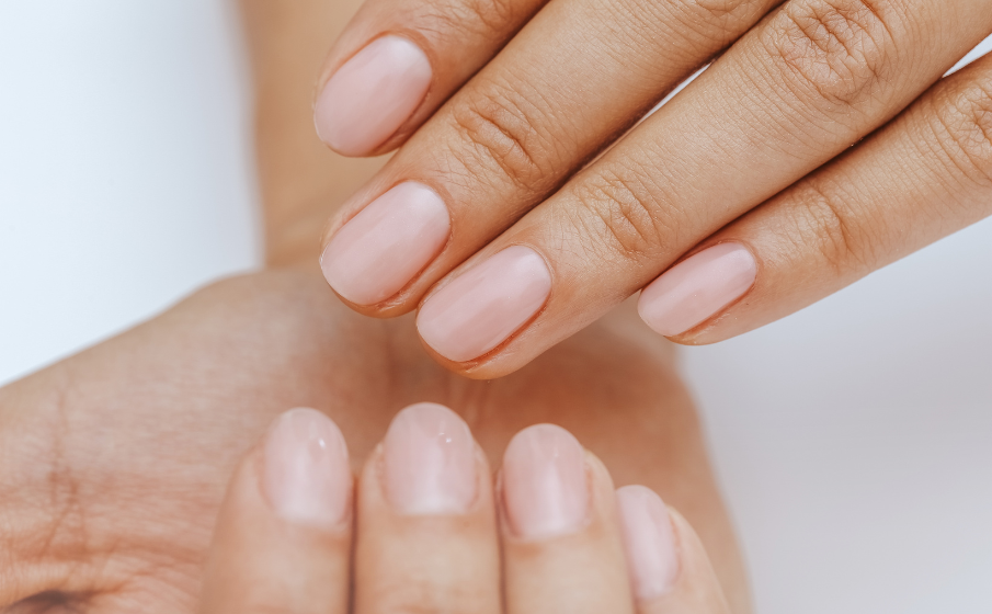 Czy hybryda niszczy paznokcie? ||