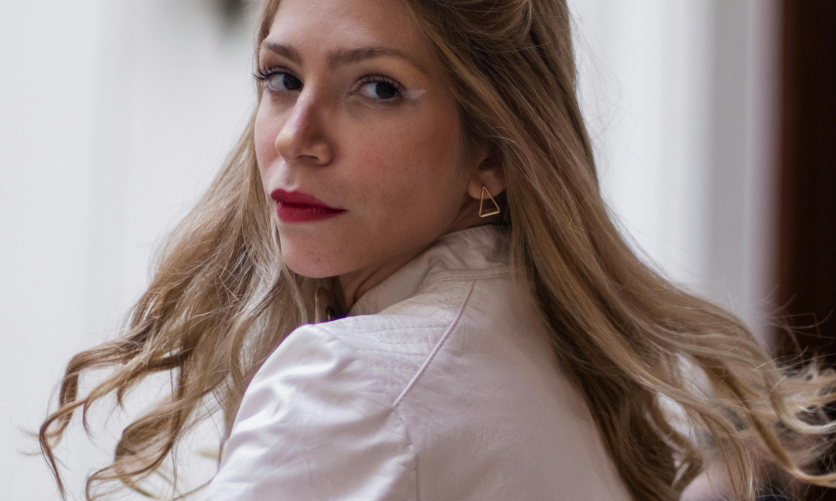 Lazy beauty || trend na jesień 2026. Rozmyty makijaż, undone hair i kontrolowana niedoskonałość